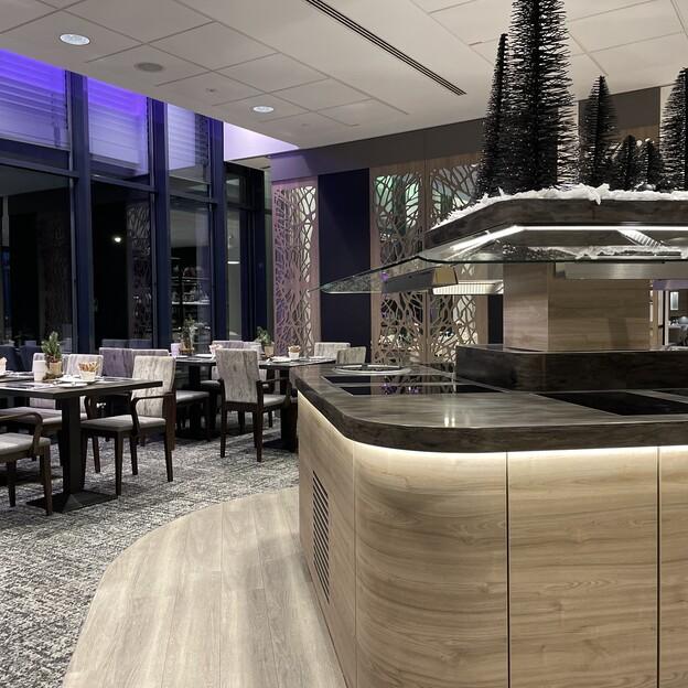 Essbereich mit Hotelmöbeln nach Maß Essbereich mit Hotelmöbeln nach Maß